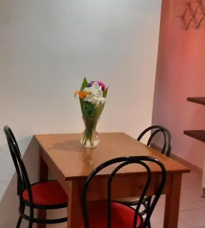 Nikis Apartment *