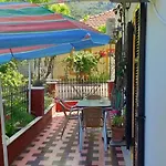 Apartament Nikis