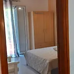 Nikis