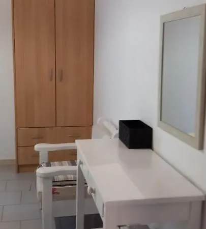 Nikis * Agios Gordios (Corfu)